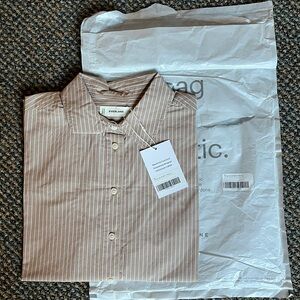 Everlane The Boyfriend Shirt in Ultrasoft Cotton